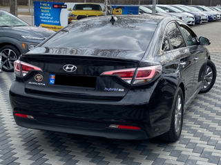 Hyundai Sonata foto 4