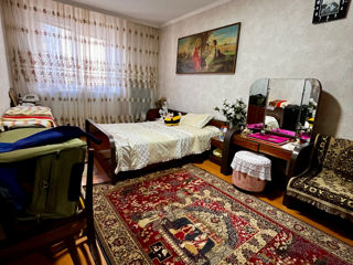 Apartament cu 3 camere, 69 m², Paminteni, Bălți foto 2