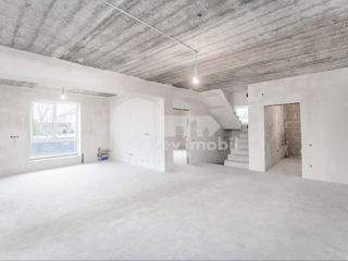 Vânzare! Duplex, 240 mp + 3.3 ari, Ialoveni, 148 000 € foto 2
