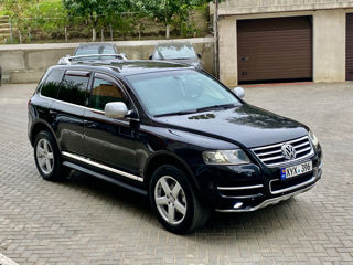 Volkswagen Touareg foto 2