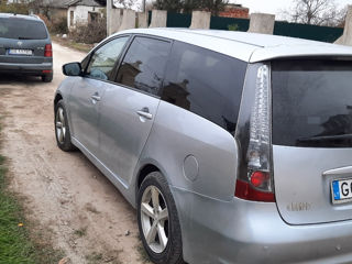 Mitsubishi Grandis foto 4