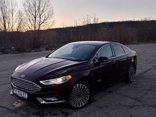 Ford Fusion foto 2