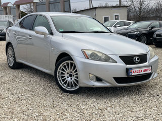 Lexus IS Series foto 3