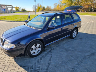 Skoda Octavia foto 2