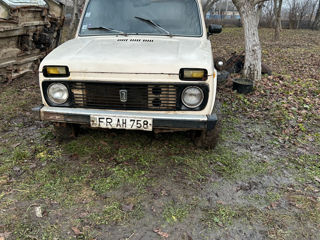 Lada / ВАЗ 2121 (4x4) foto 2