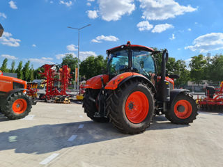 Tractor Kubota M7-153 foto 5