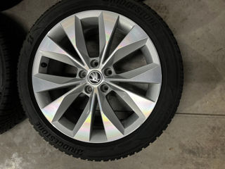 Skoda Superb 235/45 R18 foto 6