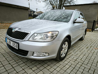 Skoda Octavia foto 2