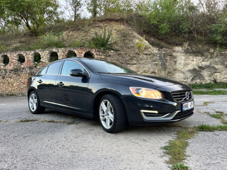 Volvo S60 foto 4