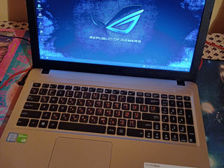 Laptop asus foto 3