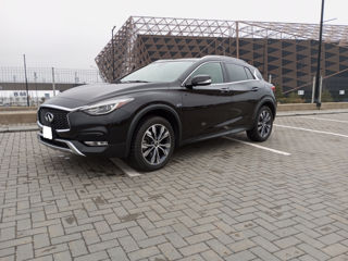 Infiniti QX30 foto 8