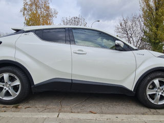 Toyota C-HR foto 3