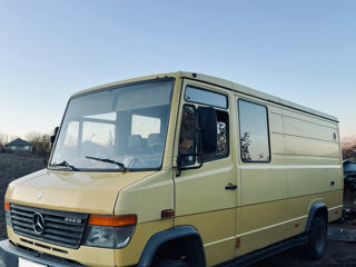 Mercedes Vario foto 1