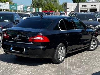 Skoda Superb foto 3