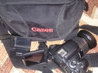 Canon 600 D Kit +объектив+грип+вспышка, 2 - батареи, фильтр и бленда в подарок.Япония,18м.пикселей. foto 1