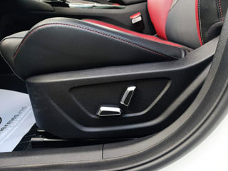 Geely Coolray foto 8