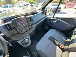 Opel Vivaro foto 14