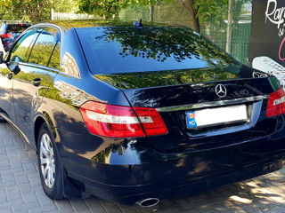 Mercedes E-Class foto 4