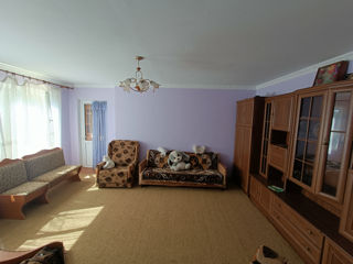 De vinzare casa in cimislia  foto 0