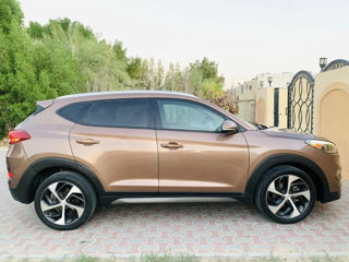 Hyundai Tucson foto 2