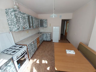 3-комн. кв., 79 м², 2/9 эт.