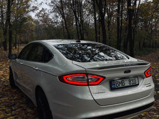 Ford Fusion foto 4