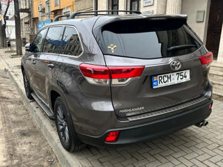 Toyota Highlander foto 5