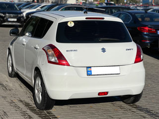 Suzuki Swift foto 5