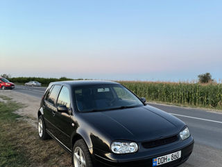 Volkswagen Golf foto 2