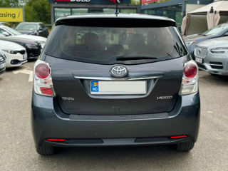 Toyota Verso foto 5