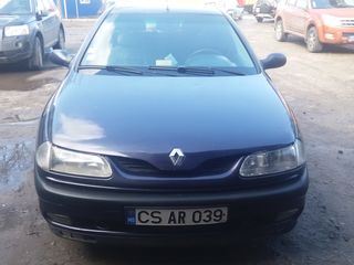 Renault Laguna foto 2