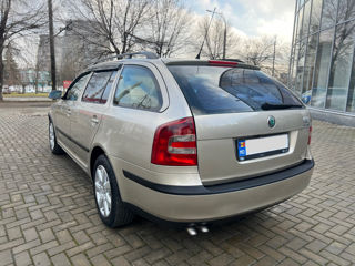 Skoda Octavia foto 5