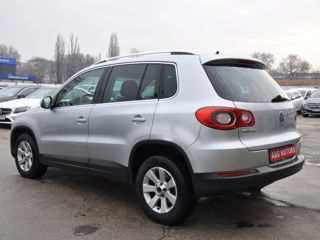 Volkswagen Tiguan foto 7