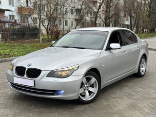 BMW 5 Series foto 2