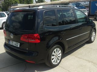 Volkswagen Touran foto 5