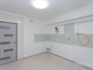 Apartament cu 3 camere, 97 m², Ciocana, Chișinău foto 4