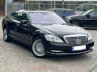 Mercedes S-Class