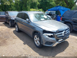 Mercedes GLC foto 1