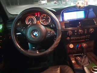 BMW 5 Series foto 9