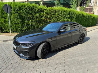 BMW 5 Series foto 2