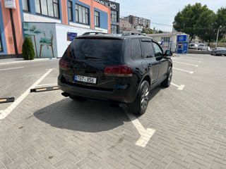 Volkswagen Touareg foto 5