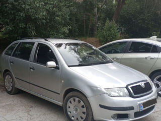 Skoda Fabia foto 2