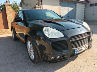 Porsche Cayenne foto 2