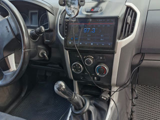 Isuzu D-Max фото 7