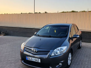 Toyota Auris foto 2