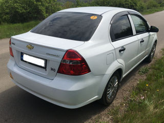 Chevrolet Aveo foto 4