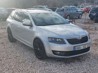 Skoda Octavia foto 2