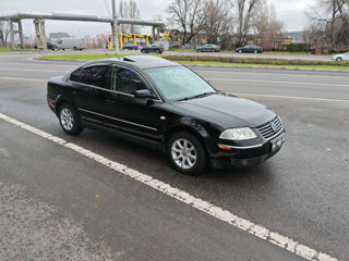 Volkswagen Passat foto 3