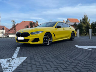 BMW 8 Series foto 3