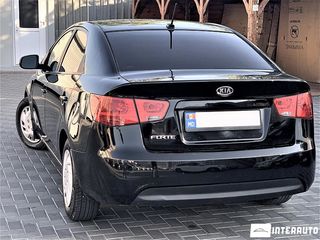 KIA Rio foto 5